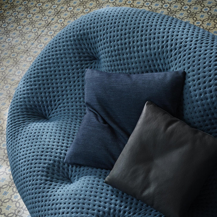 Cowry Sofa Hallohomie